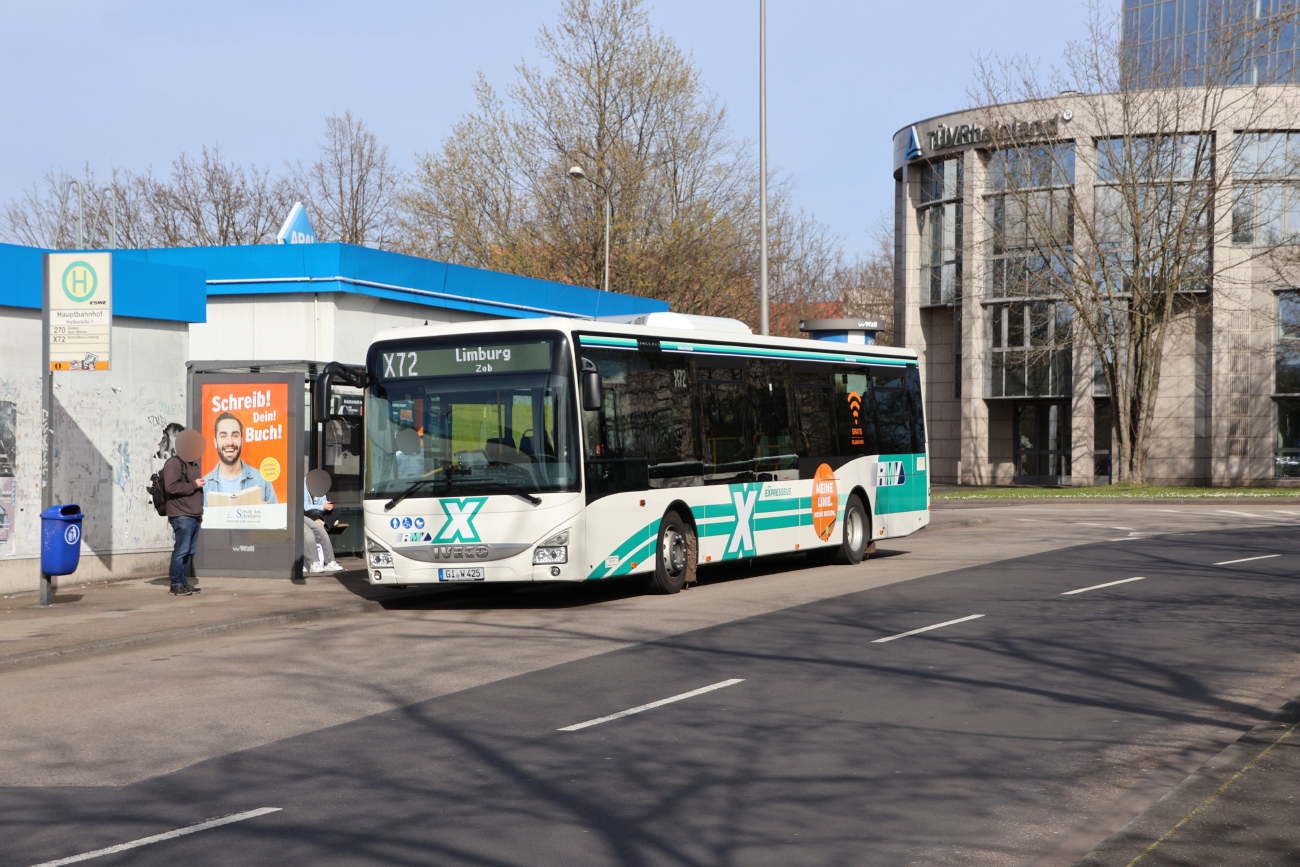 Gießen, IVECO Crossway LE Line 12M # GI-W 425