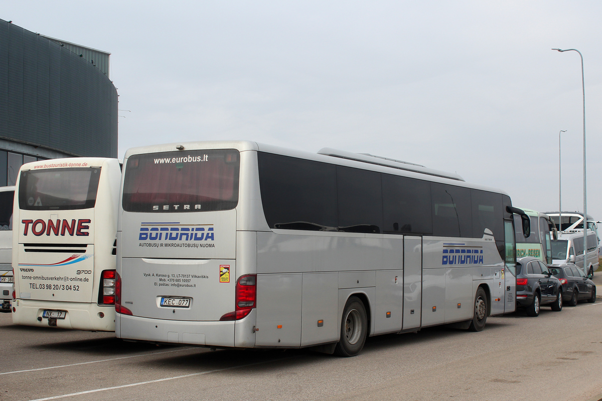 Vilkaviškis, Setra S415GT-HD # KEC 077