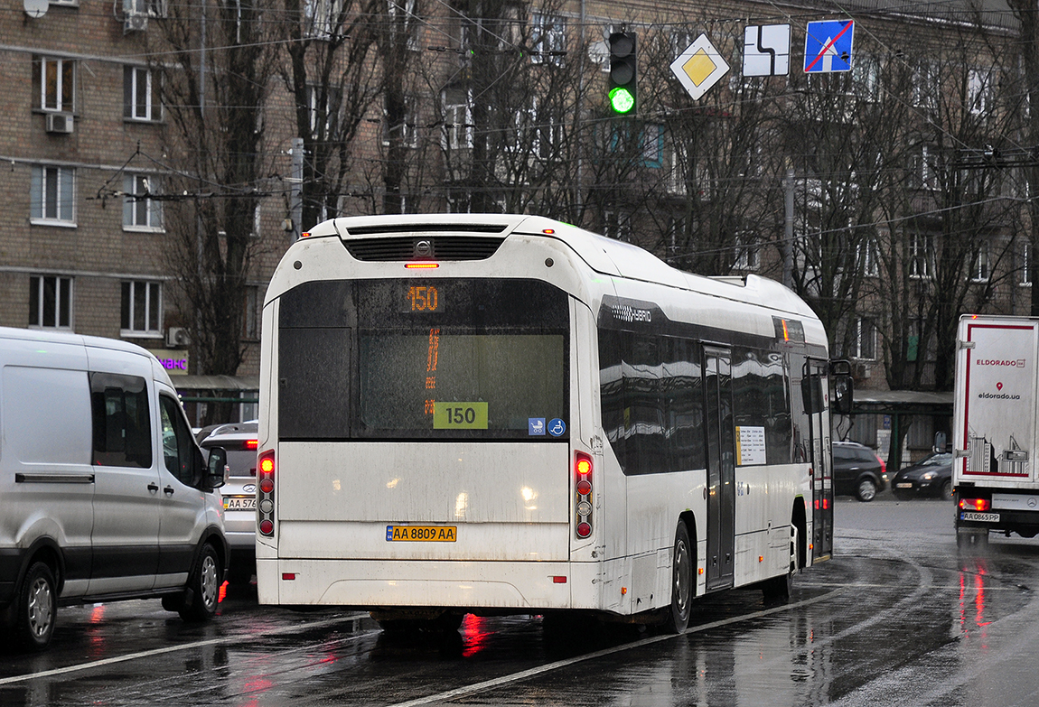 Киев, Volvo 7700 Hybrid № АА 8809 АА
