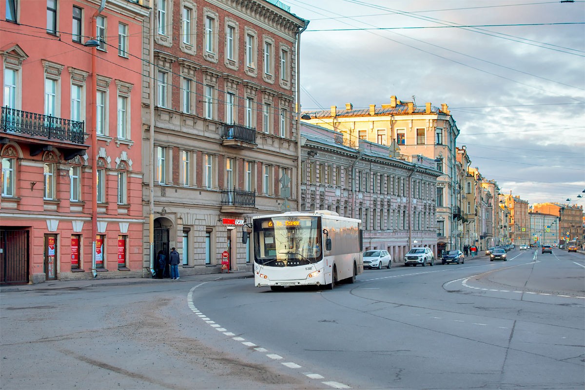 Saint-Pétersbourg, Volgabus-5270.00 # 5381