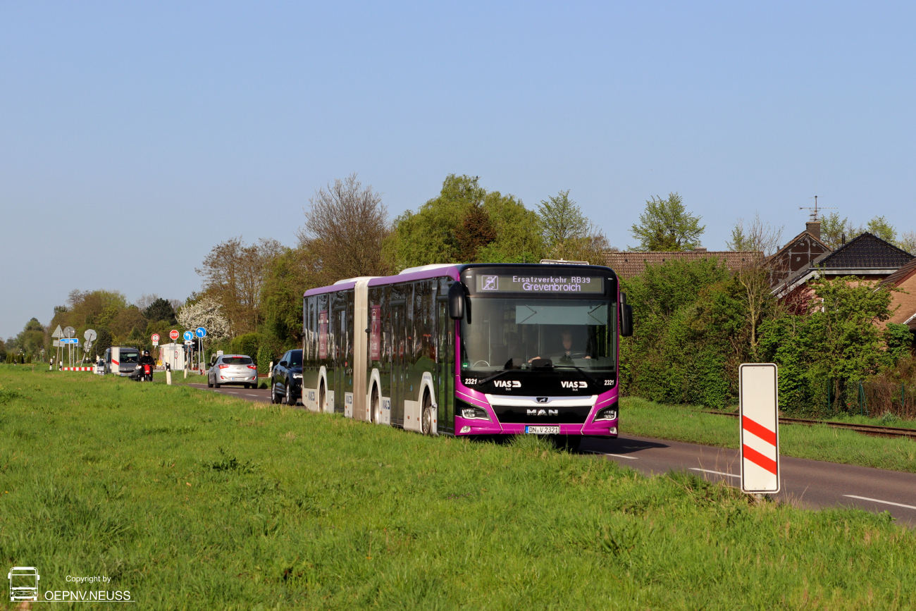 Düren, MAN 18C Lion's City NG360 EfficientHybrid # 2321