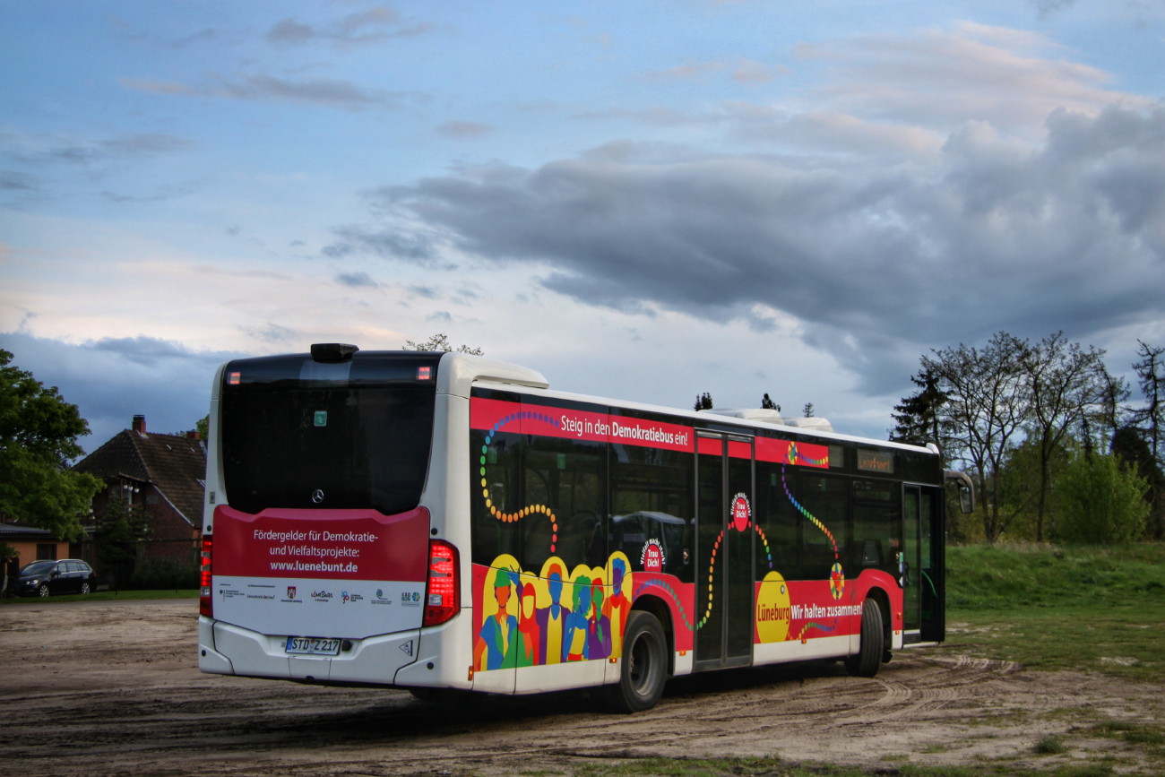 Harburg, Mercedes-Benz Citaro C2 # 102017