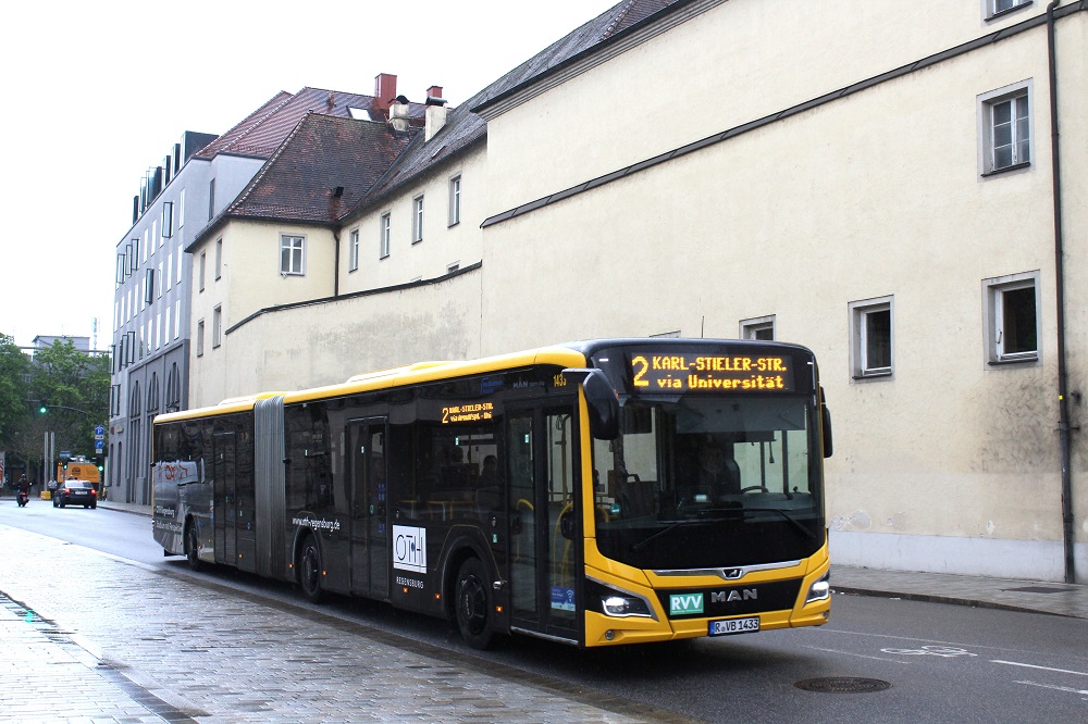Regensburg, MAN 18C Lion's City NG360 EfficientHybrid № 1433
