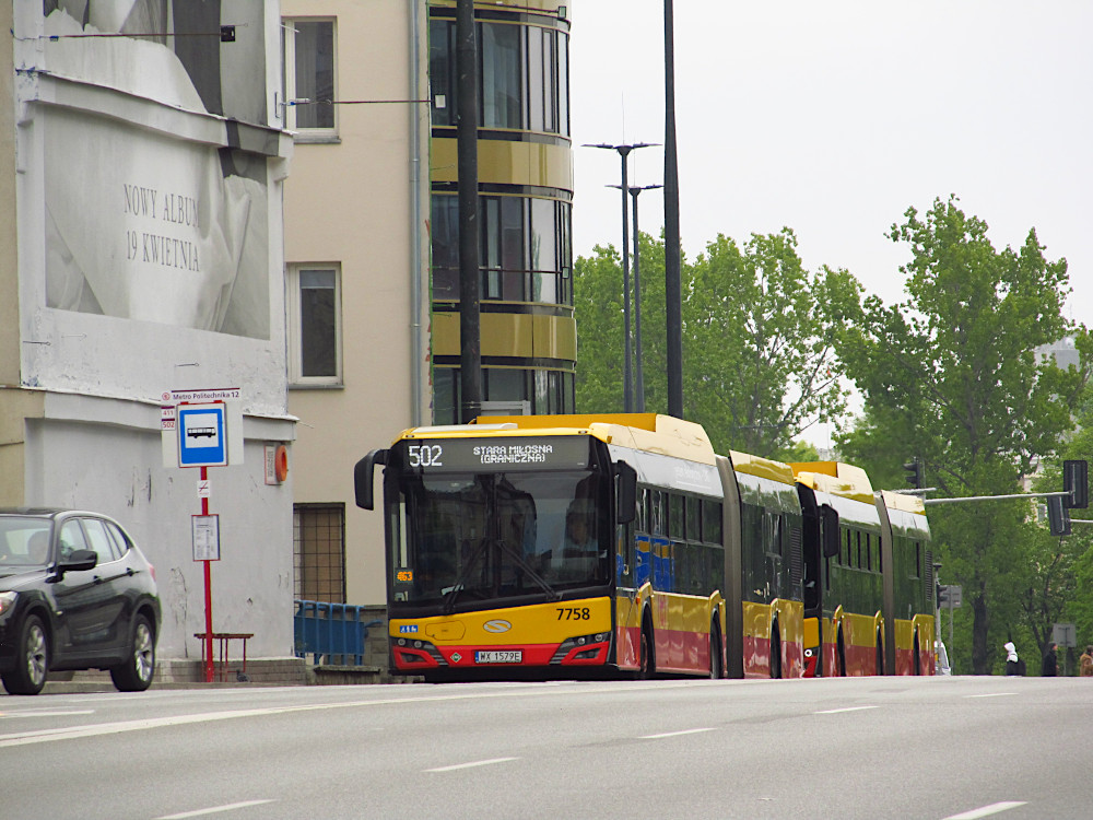 Warsaw, Solaris Urbino IV 18 CNG No. 7758