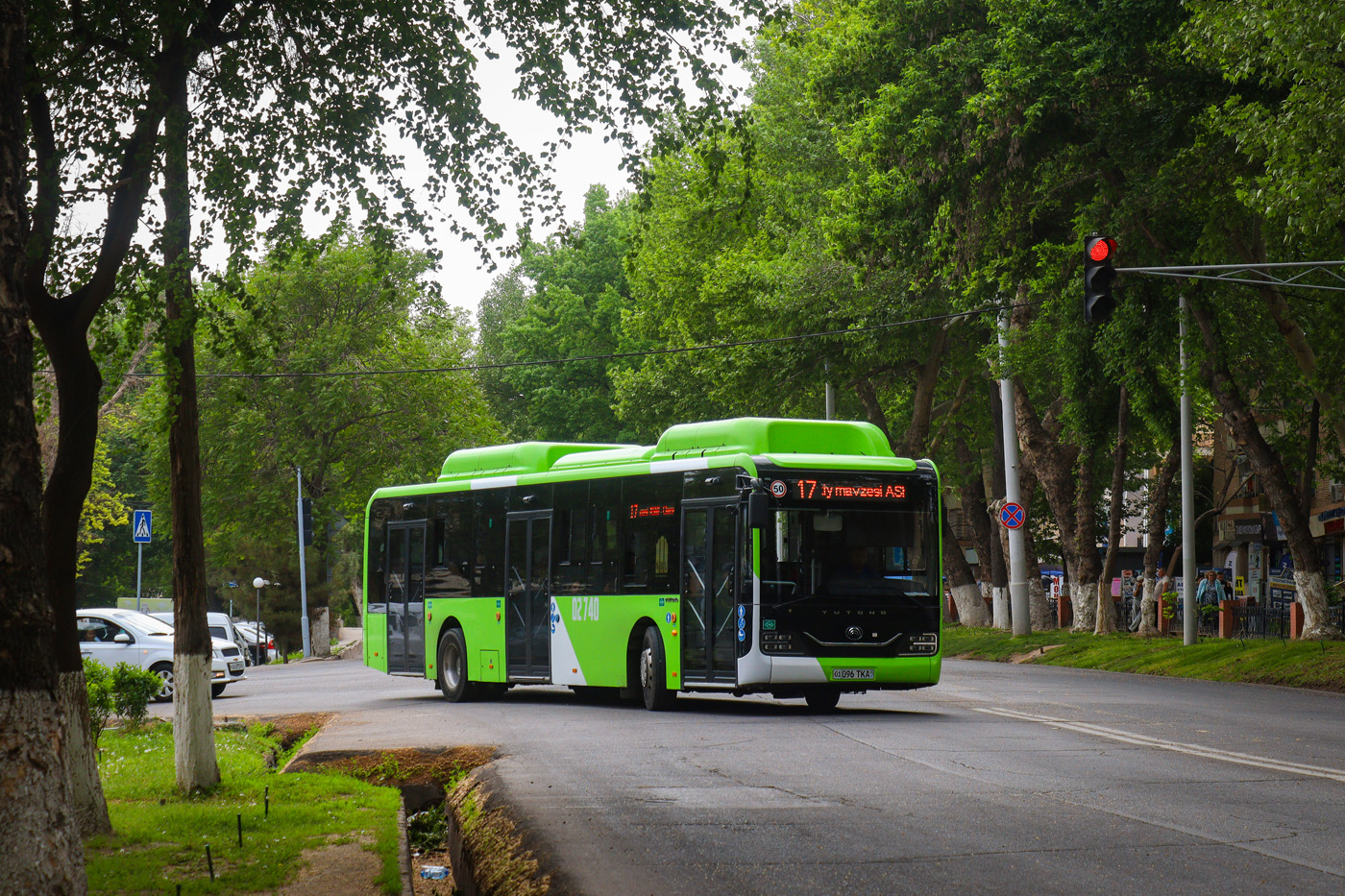 Tashkent, Yutong ZK6126HG # 02740