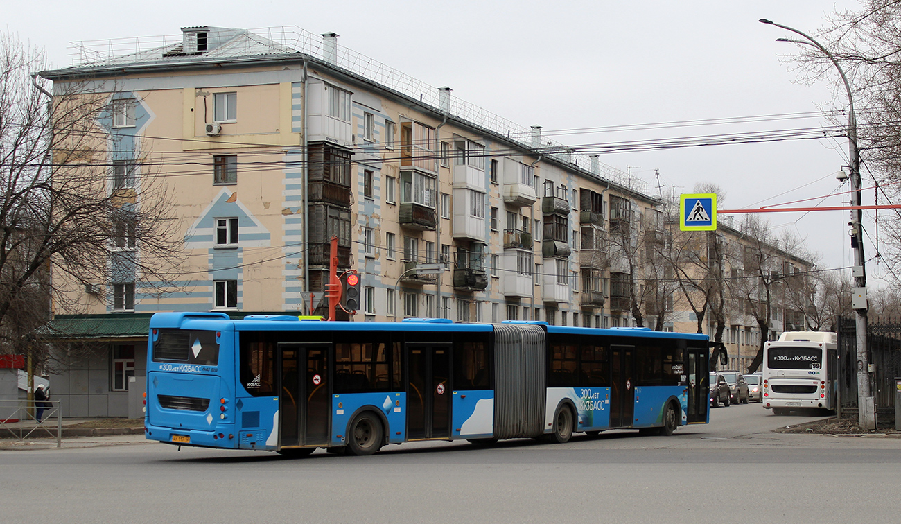 Kemerovo, LiAZ-6213.65 # 40217