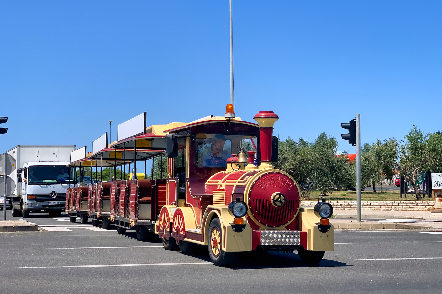 Gospić, Sightseeing buses and road trains # GS 183-HK