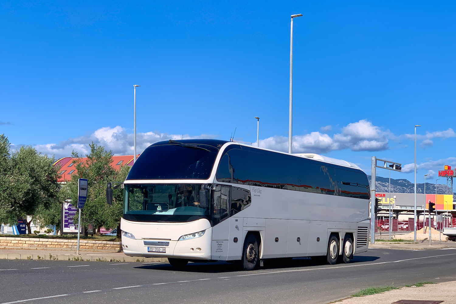 Zadar, Neoplan N1217HDC Cityliner # ZD 350-JH