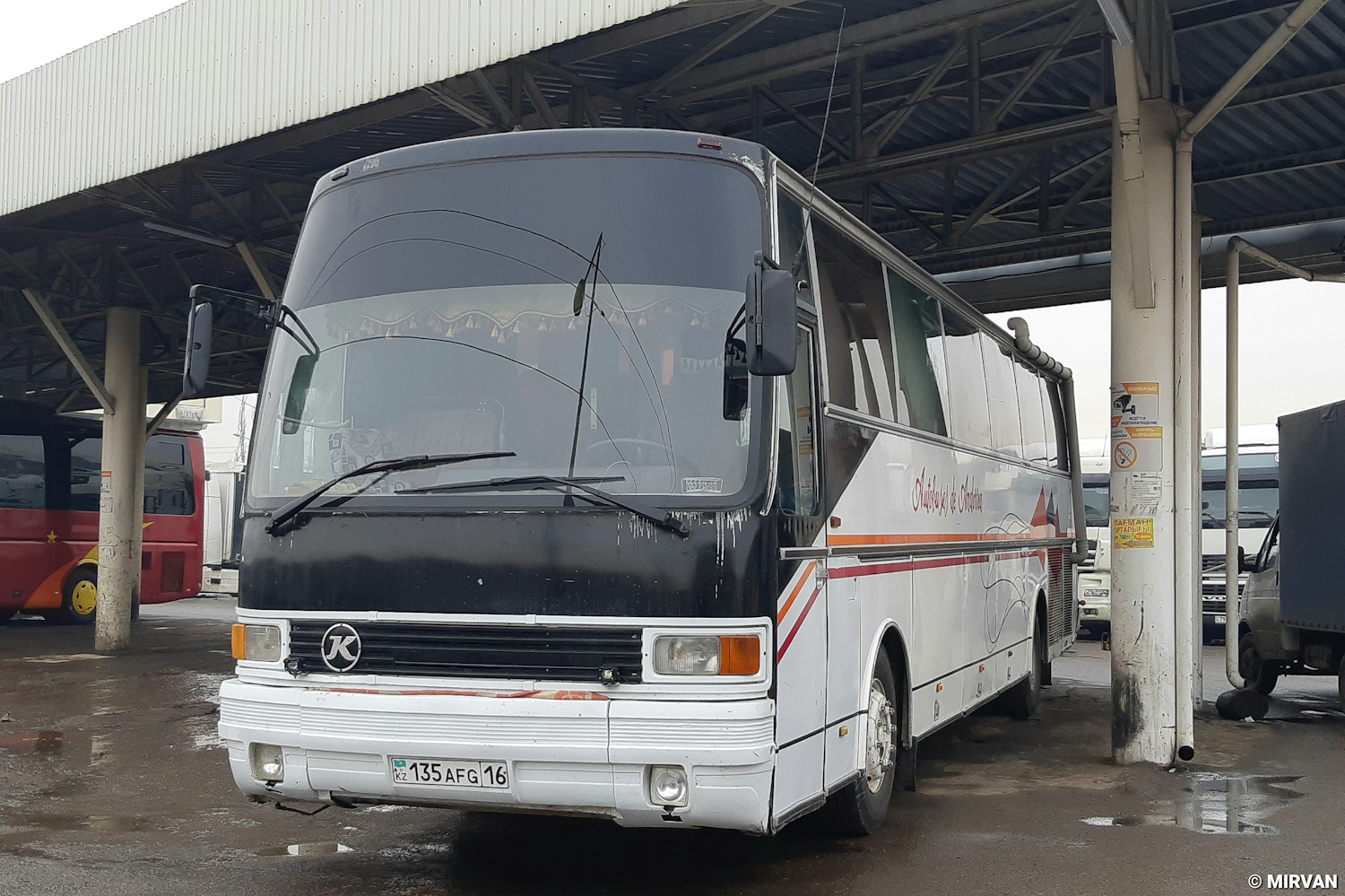 Zaysan, Setra S215HD (Spain) # 135 AFG 16