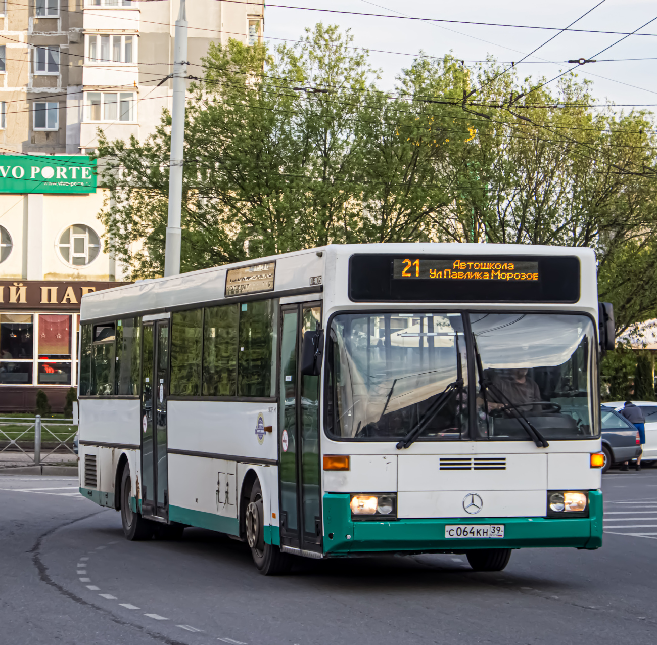 Kaliningrad, Mercedes-Benz O405 # С 064 КН 39