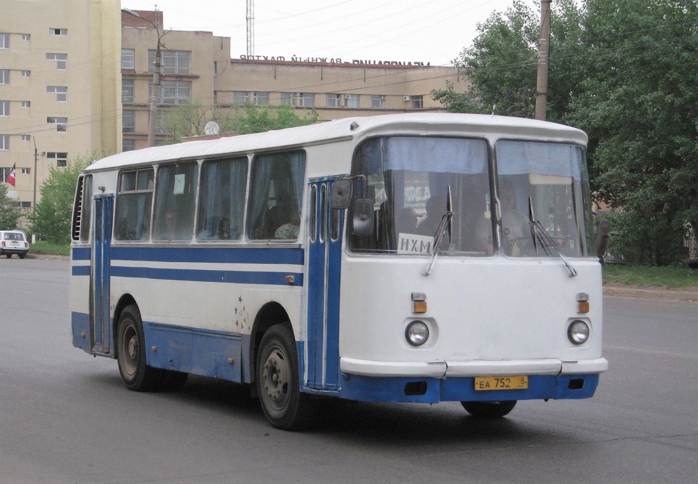 Izhevsk, LAZ-695Н No. ЕА 752 18