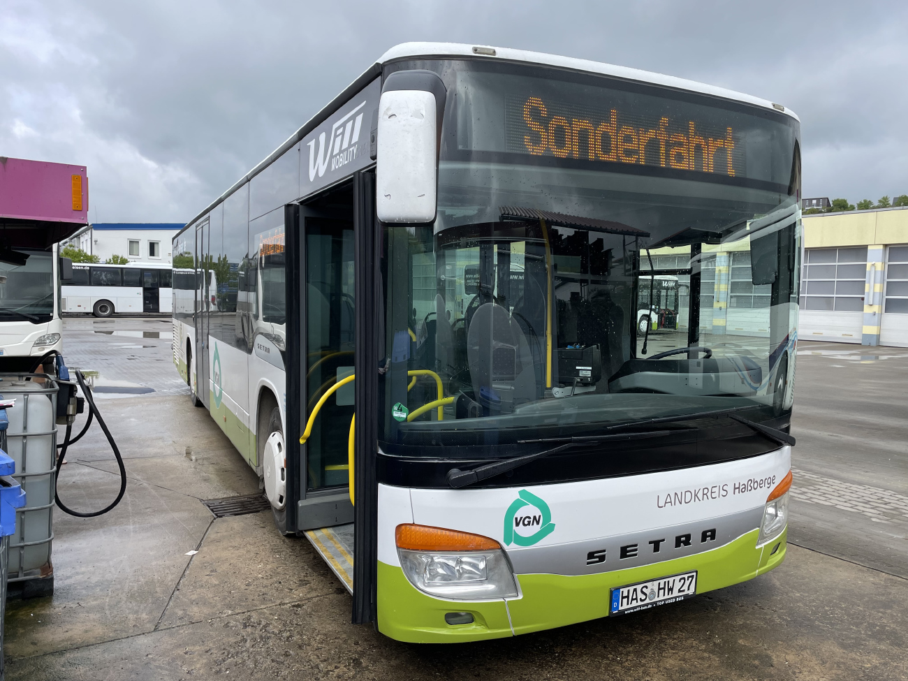 Haßfurt, Setra S415NF # HAS-HW 27