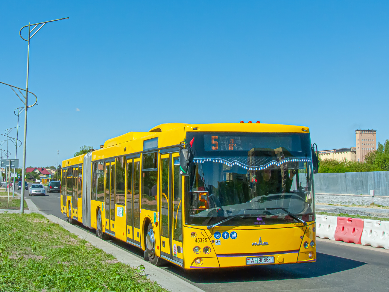 Pinsk, MAZ-215.069 # 45325