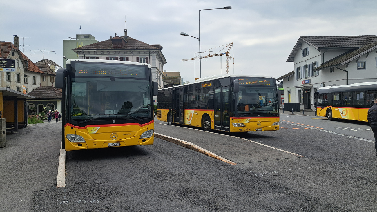 Lucerne, Mercedes-Benz O530 Citaro Facelift Ü # 5554; Lucerne, Mercedes-Benz Citaro C2 Hybrid # 11236