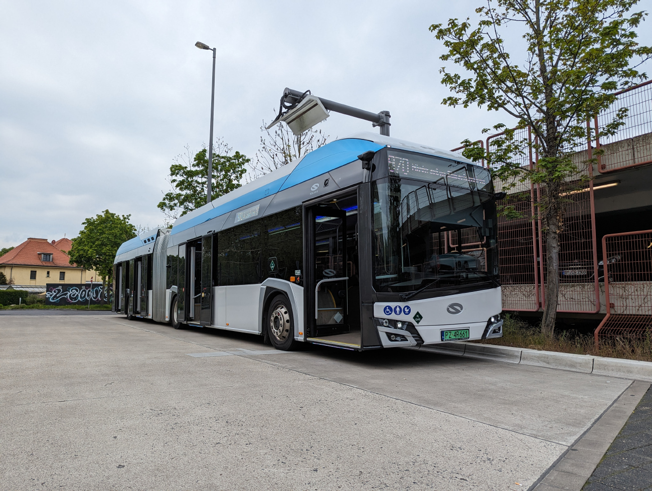 Bergheim, Solaris Urbino IV 18 hydrogen # PZ 4R661