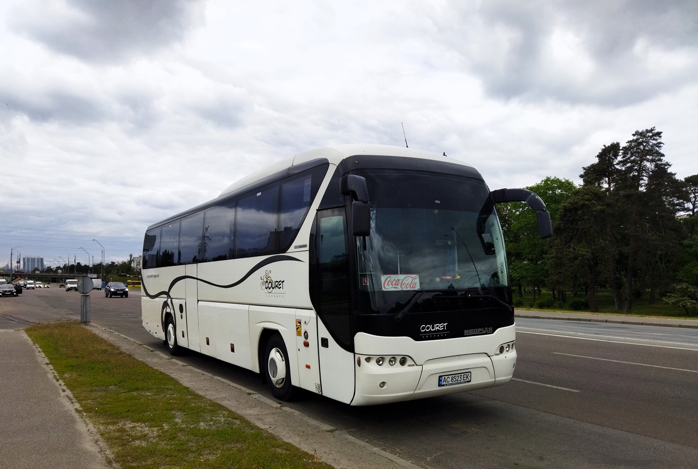 Bucha, Neoplan N2216SHD Tourliner SHD # АС 8523 ЕК