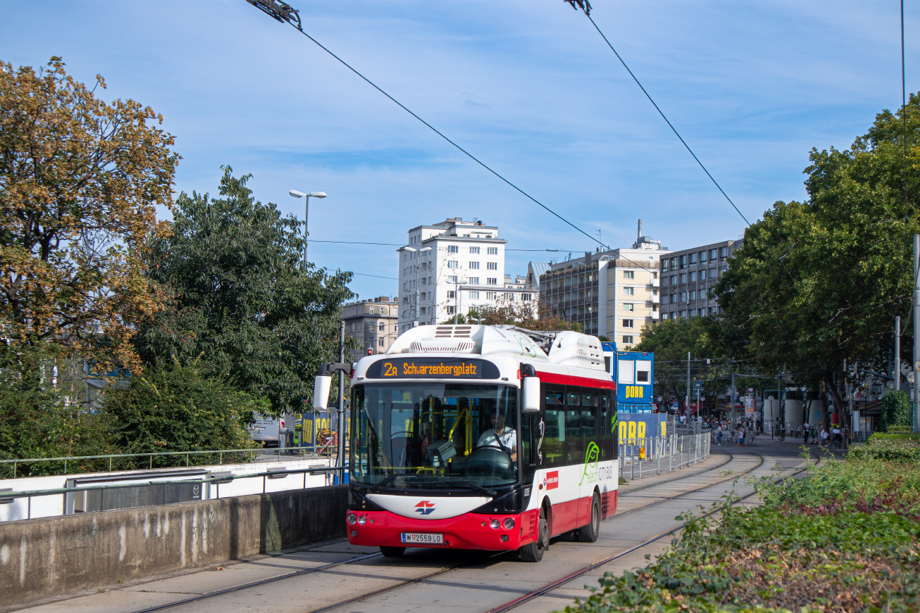 Vienna, Rampini Alé # 8305; Vienna — Miscellaneous photos