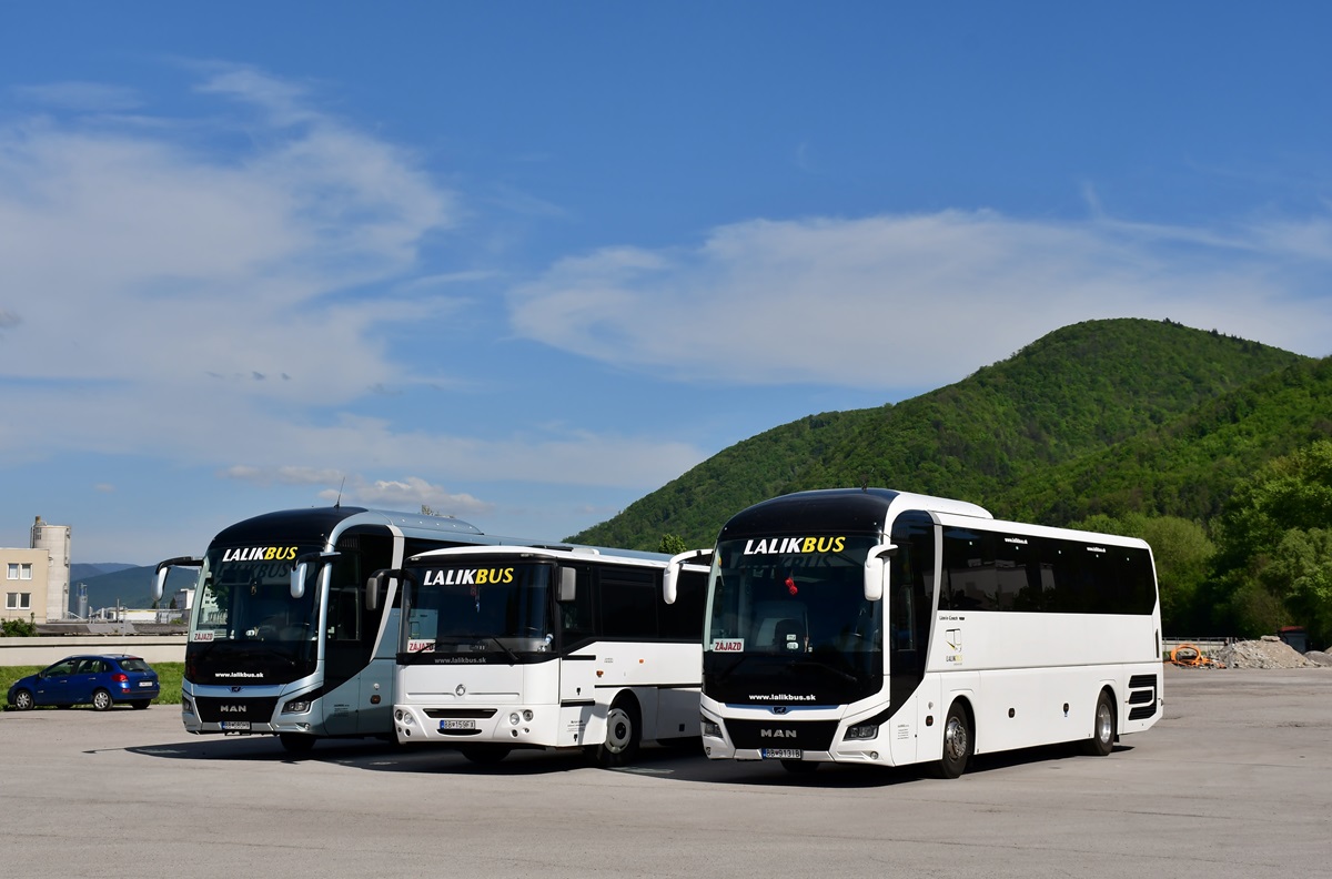 Banská Bystrica, MAN R07 Lion's Coach RHC424 # BB-913IB; Banská Bystrica, Irisbus Axer 12M # BB-159FX; Banská Bystrica, MAN R07 Lion's Coach RHC424 # BB-080HX