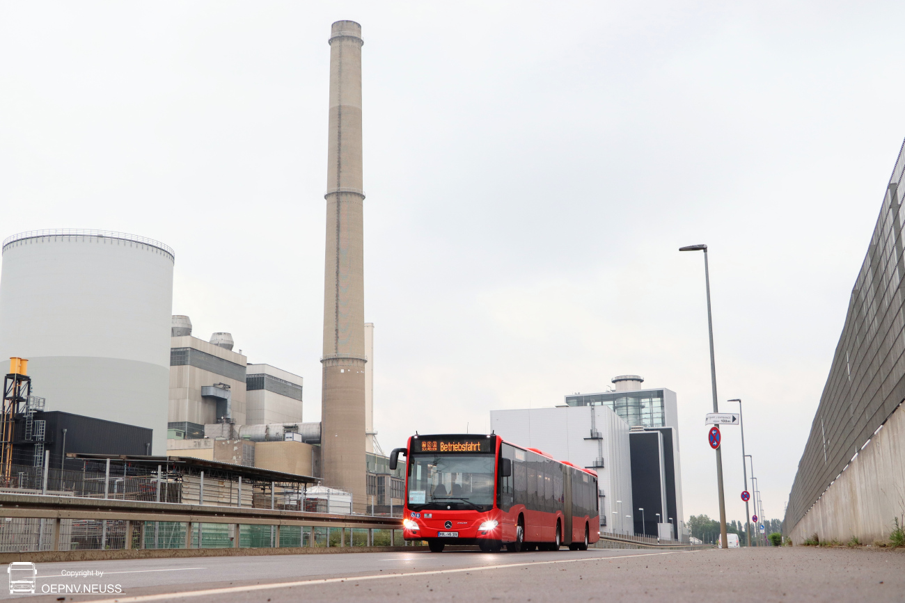 Nauen, Mercedes-Benz Citaro C2 G # HVL-WG 186