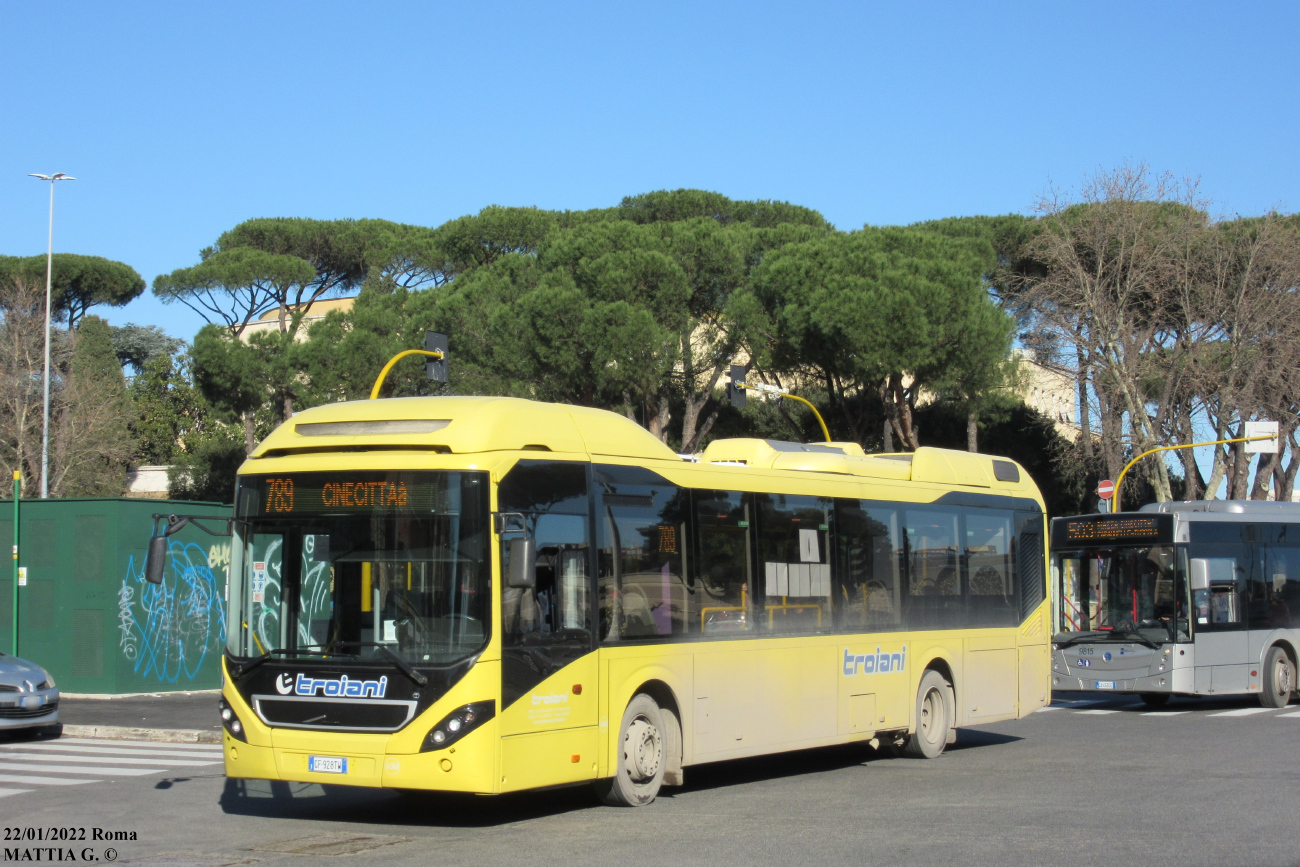 Rome, Volvo 7900 Hybrid # A384