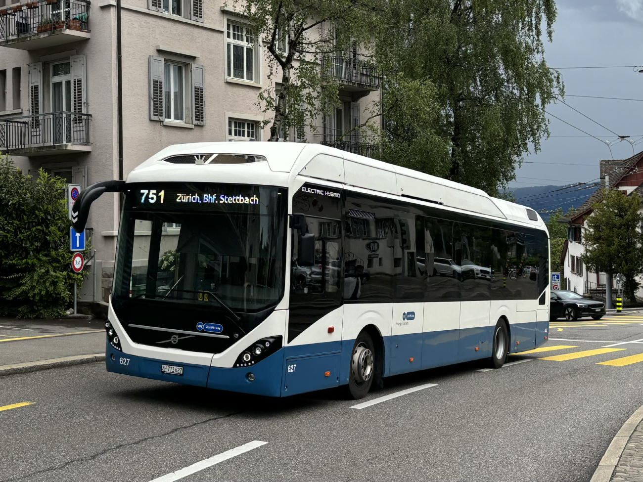 Zurich, Volvo 7900 Electric Hybrid No. 627
