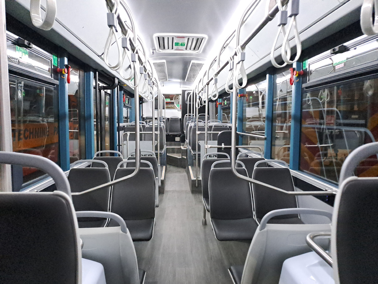 Vilnius, Fencer f1 Integral EV # 4635