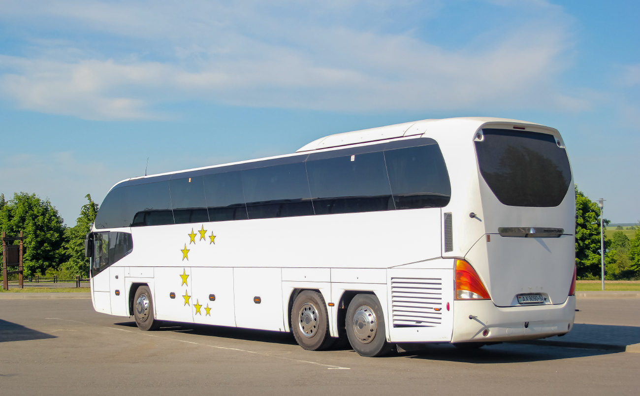 Minsk District, Neoplan P15 N1217HDC Cityliner # АХ 9090-5