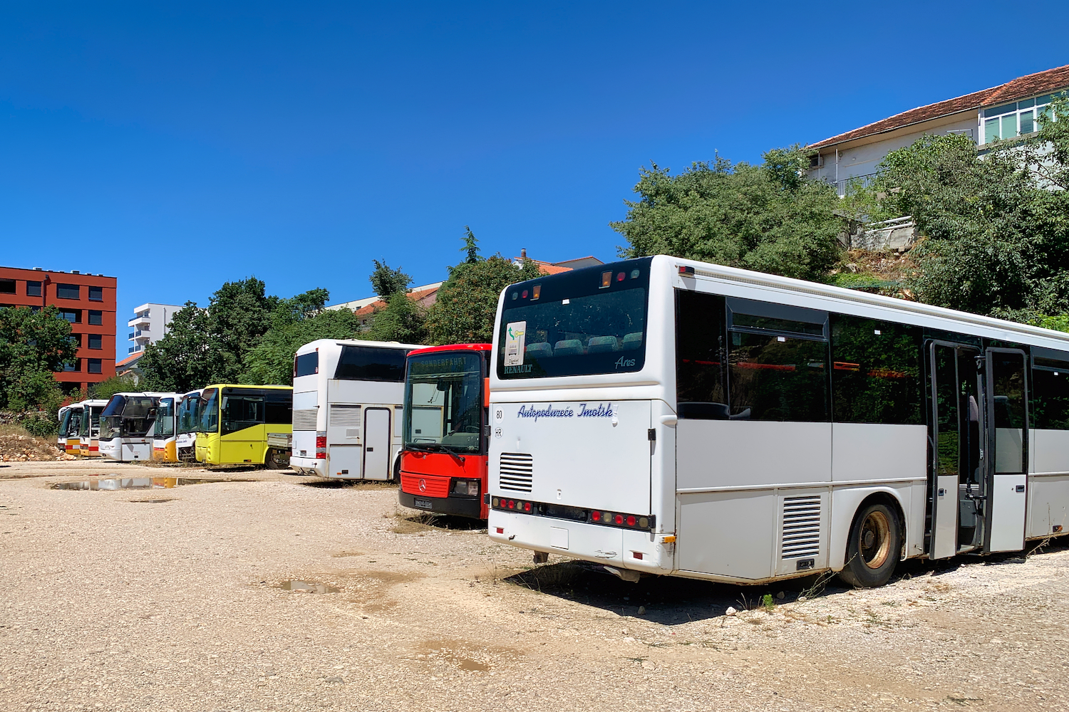 Bus terminals, bus stations, bus ticket office, bus shelters; Imotski — Miscellaneous Photos
