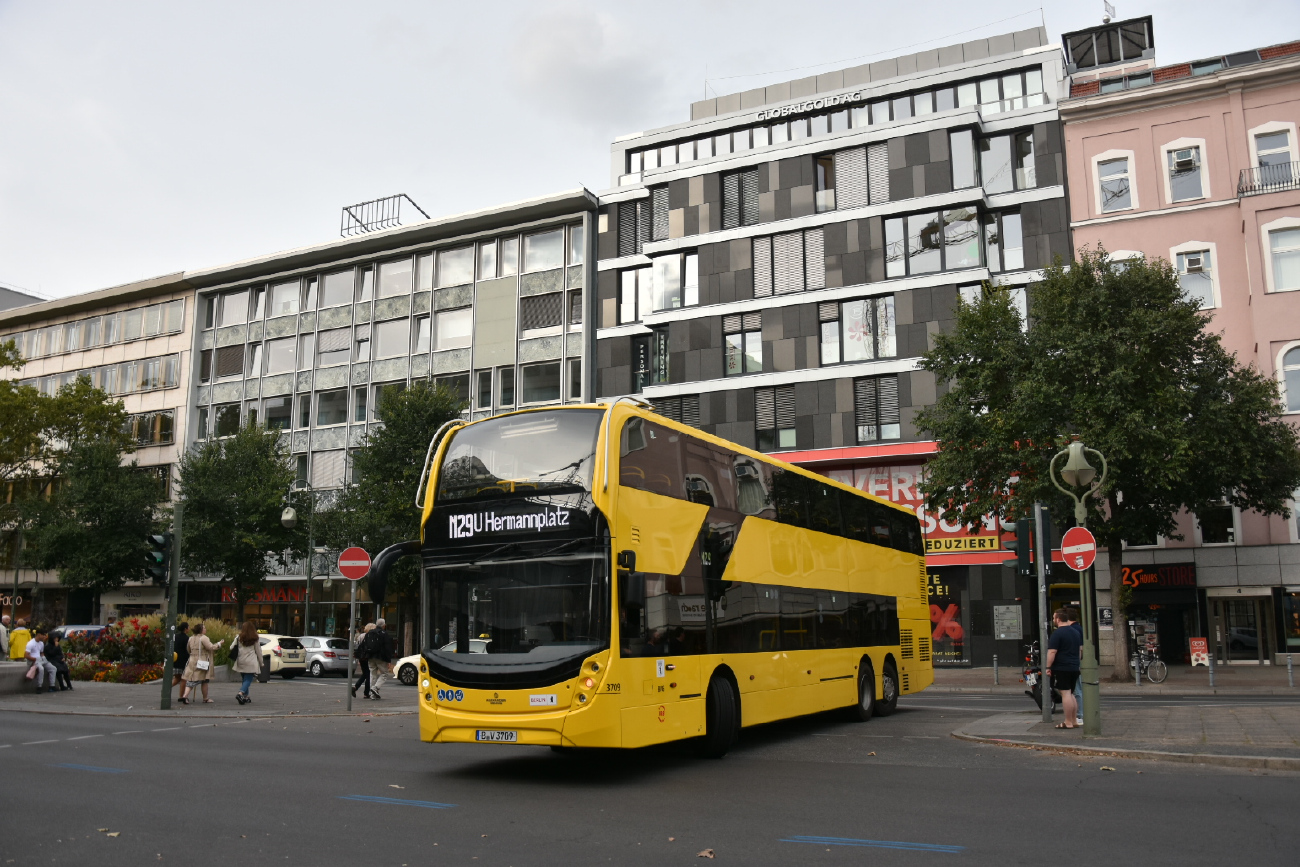 Berlin, Alexander Dennis Enviro 500 MMC # 3709