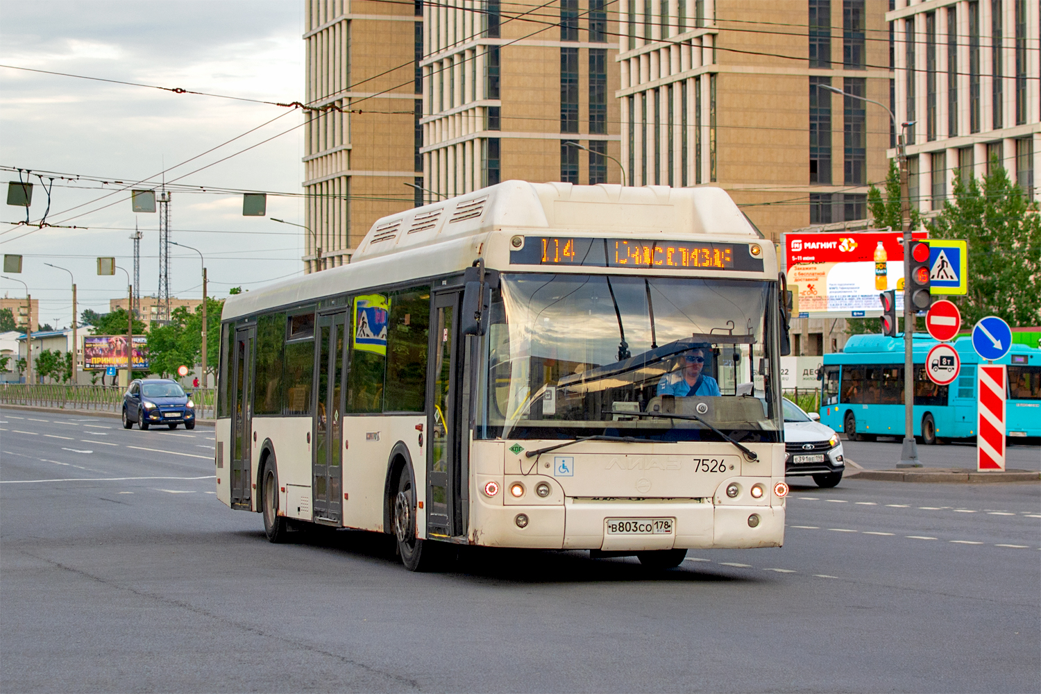 Saint Petersburg, LiAZ-5292.71 # 7526