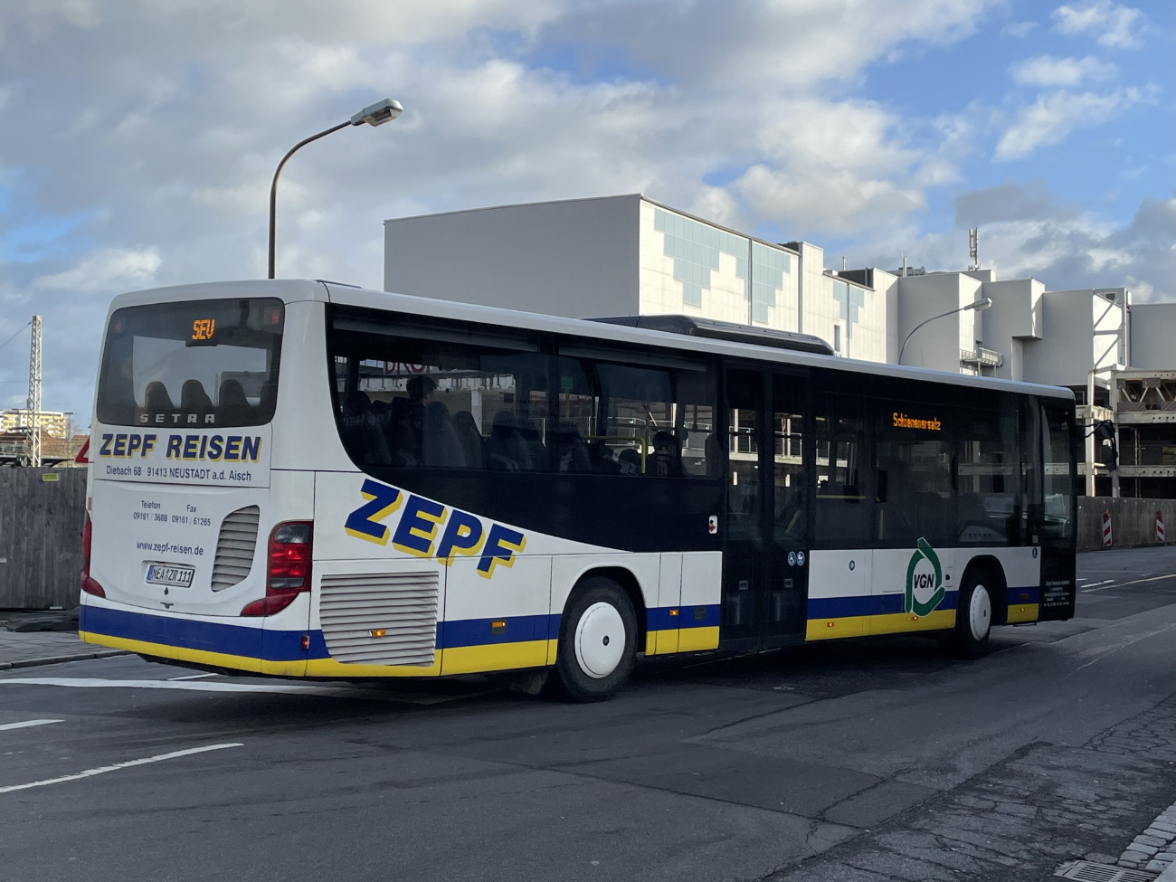 Neustadt an der Aisch, Setra S415LE business # NEA-ZR 111; Bamberg — Schienenersatzverkehr Bamberg — Erlangen — Nürnberg Hbf, 09.12.2023 — 17.12.2023