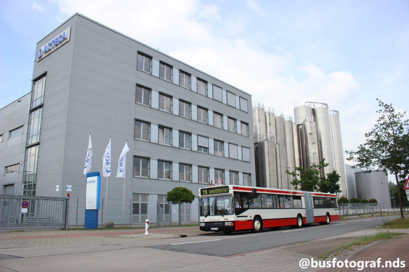 Bremen, Neoplan N4021 # 919