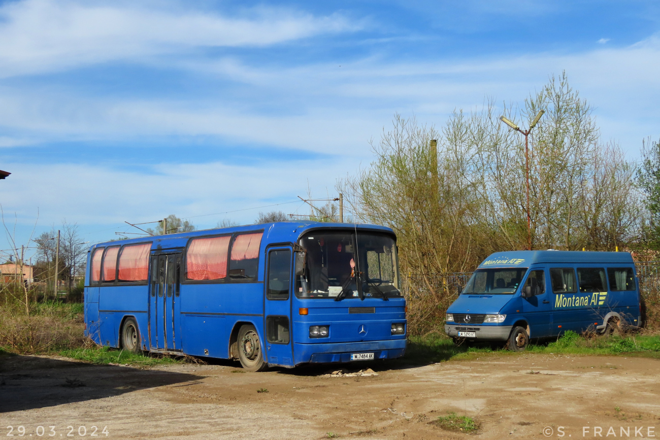 Montana, Mercedes-Benz O303 # 7484; Montana, Mercedes-Benz Sprinter 412D # 5290