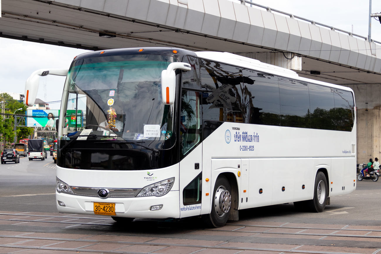 Phra Nakhon Si Ayutthaya, Yutong ZK6119H3 # 30-4230