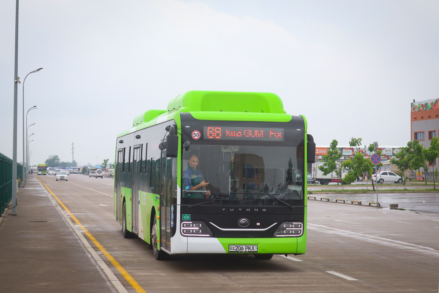Tashkent, Yutong ZK6126HG (CNG) # 01330