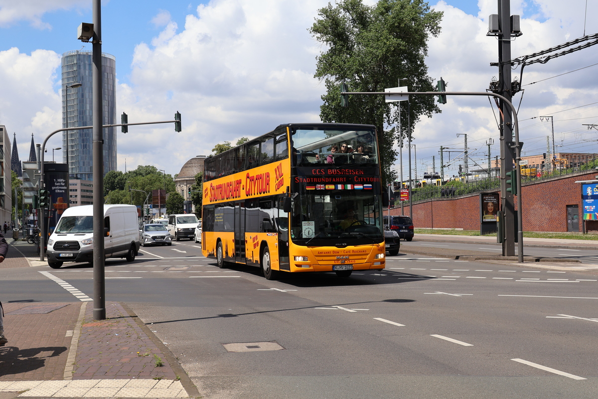 Cologne, Burillo City-Cabrio Bus DD # K-MV 1022