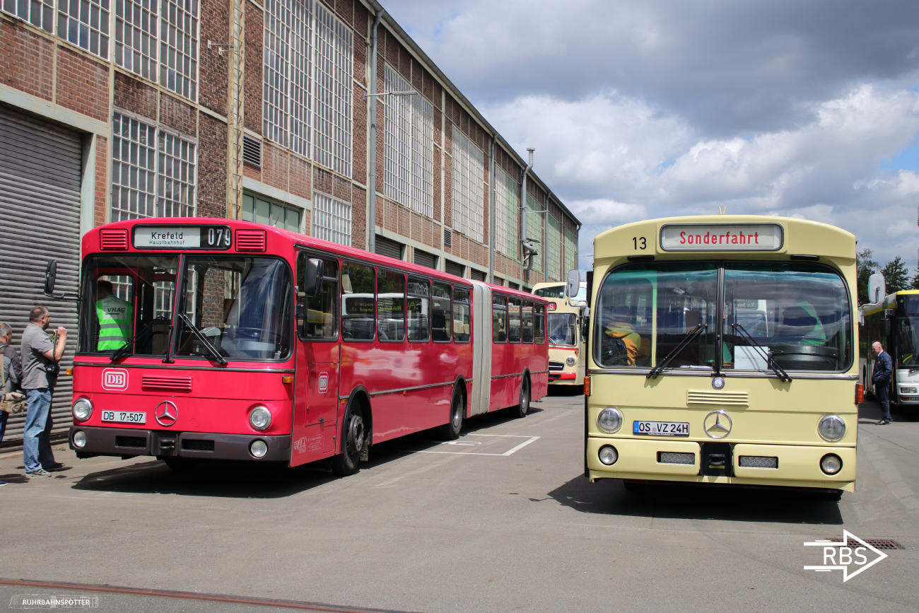 Krefeld, Mercedes-Benz O305G # KR-O 305H; Osnabrück, Mercedes-Benz O305 # 13