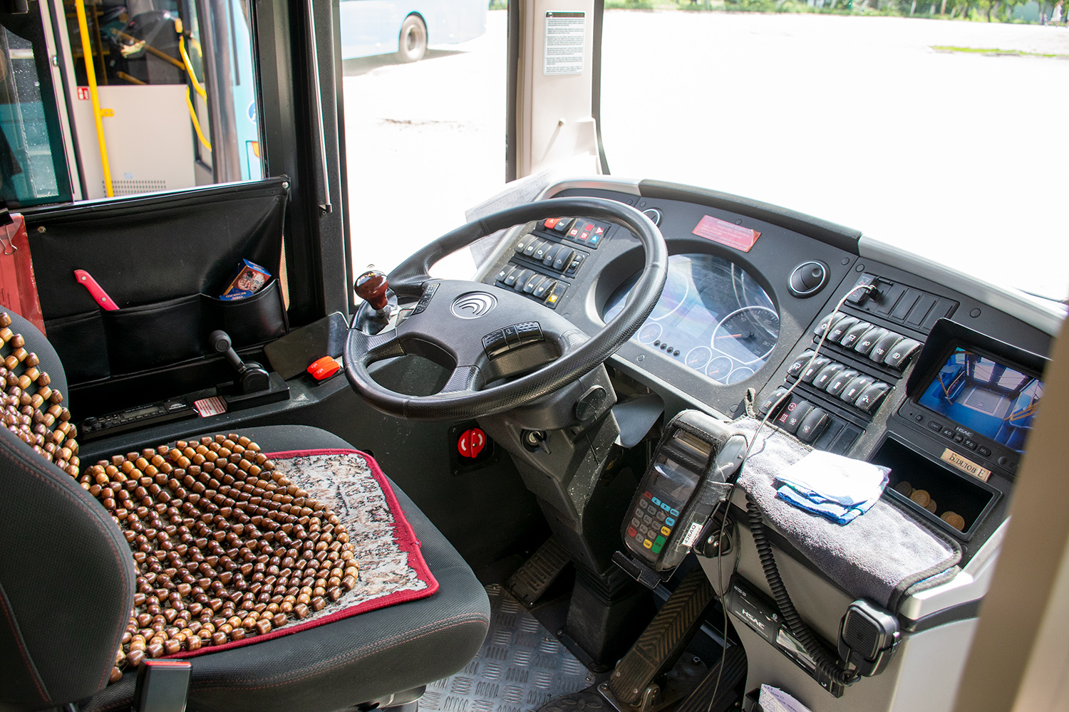 Karaganda, Yutong ZK6118HGA # 436 AQ 09