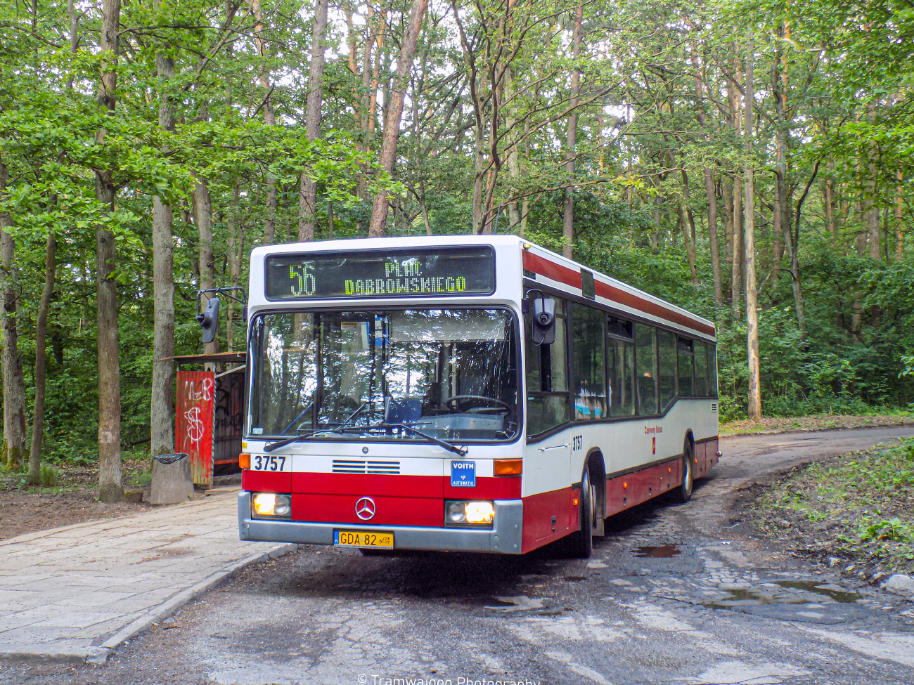 Łódź, Mercedes-Benz O405N2 # 3757