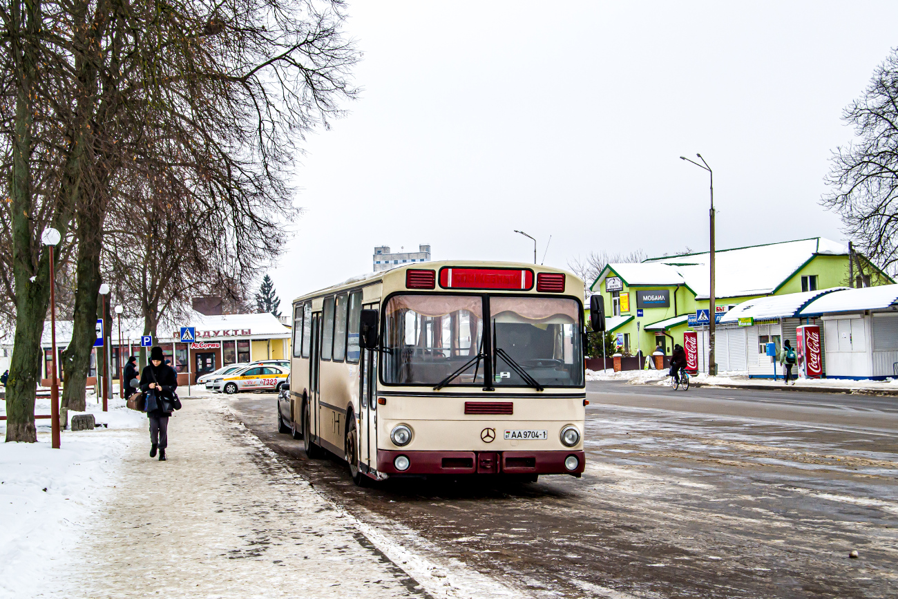 Zhabinka, Mercedes-Benz O305 # АА 9704-1
