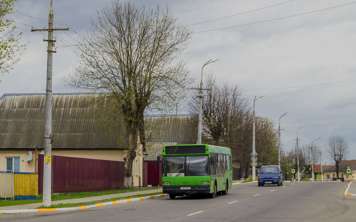 Shklov, MAZ-103.С62 # 10022