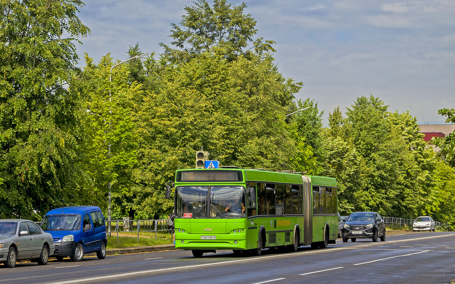 Molodechno, MAZ-105.465 # 23425