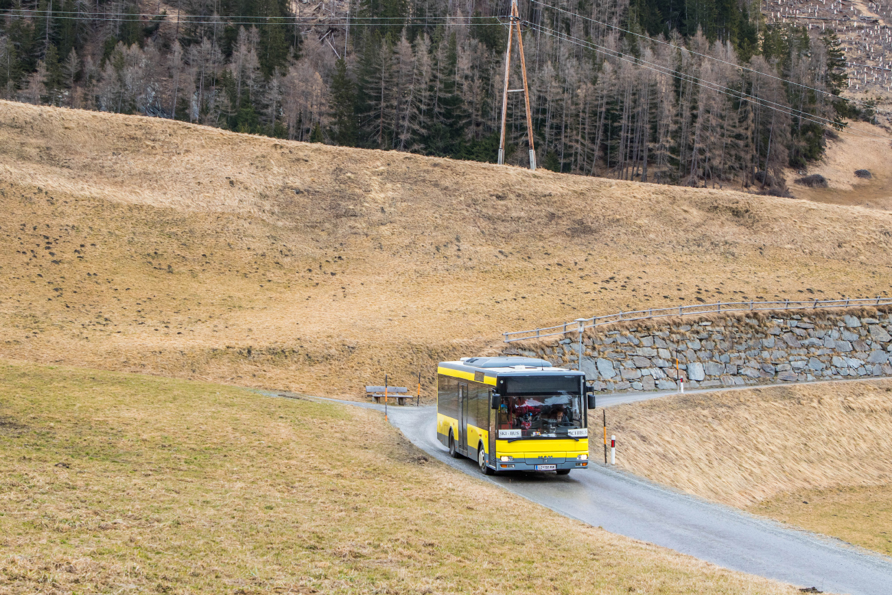 Lienz, Göppel (MAN A76 NM223) # LZ-191 MW