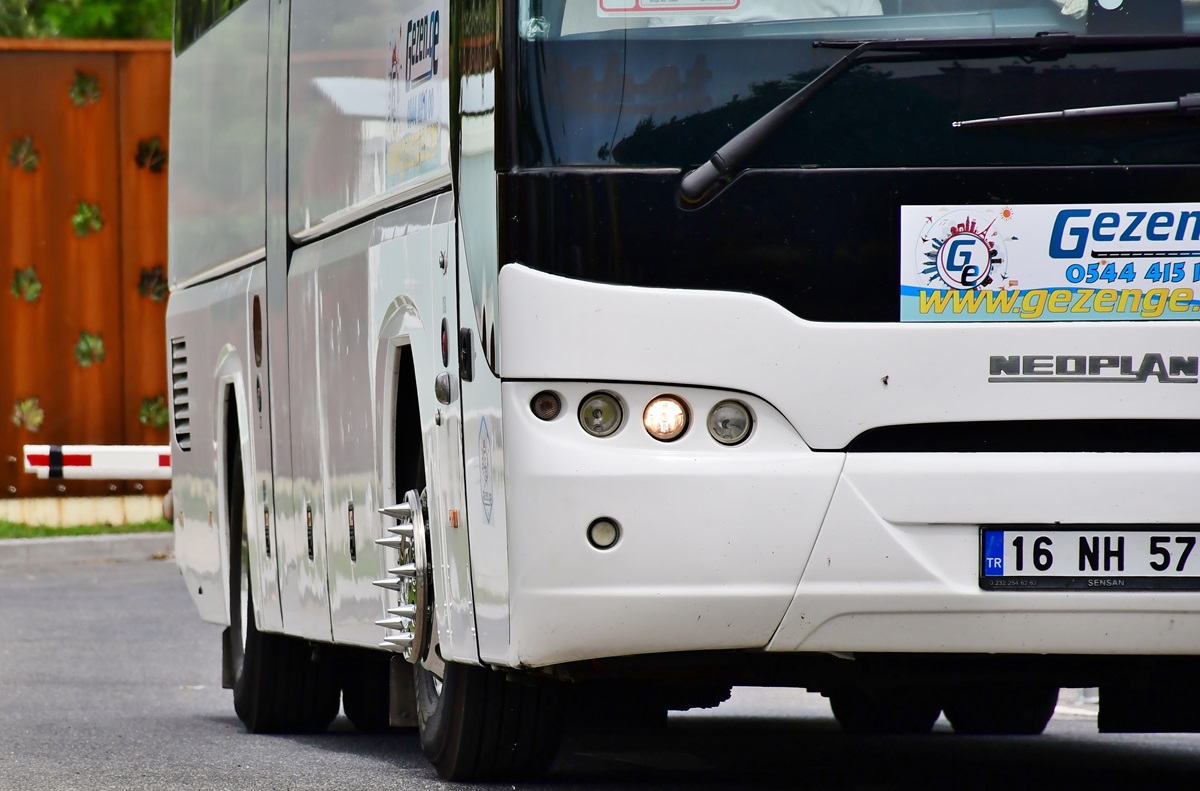 Nevşehir, Neoplan P21 N2216SHD Tourliner # 16 NH 577; Nevşehir — Miscellaneous Photos; Other