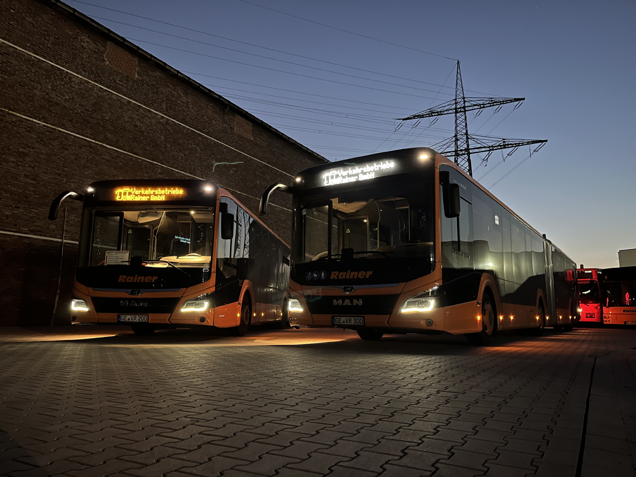 Gelsenkirchen, MAN 18C Lion's City NG360 # GE-VR 300