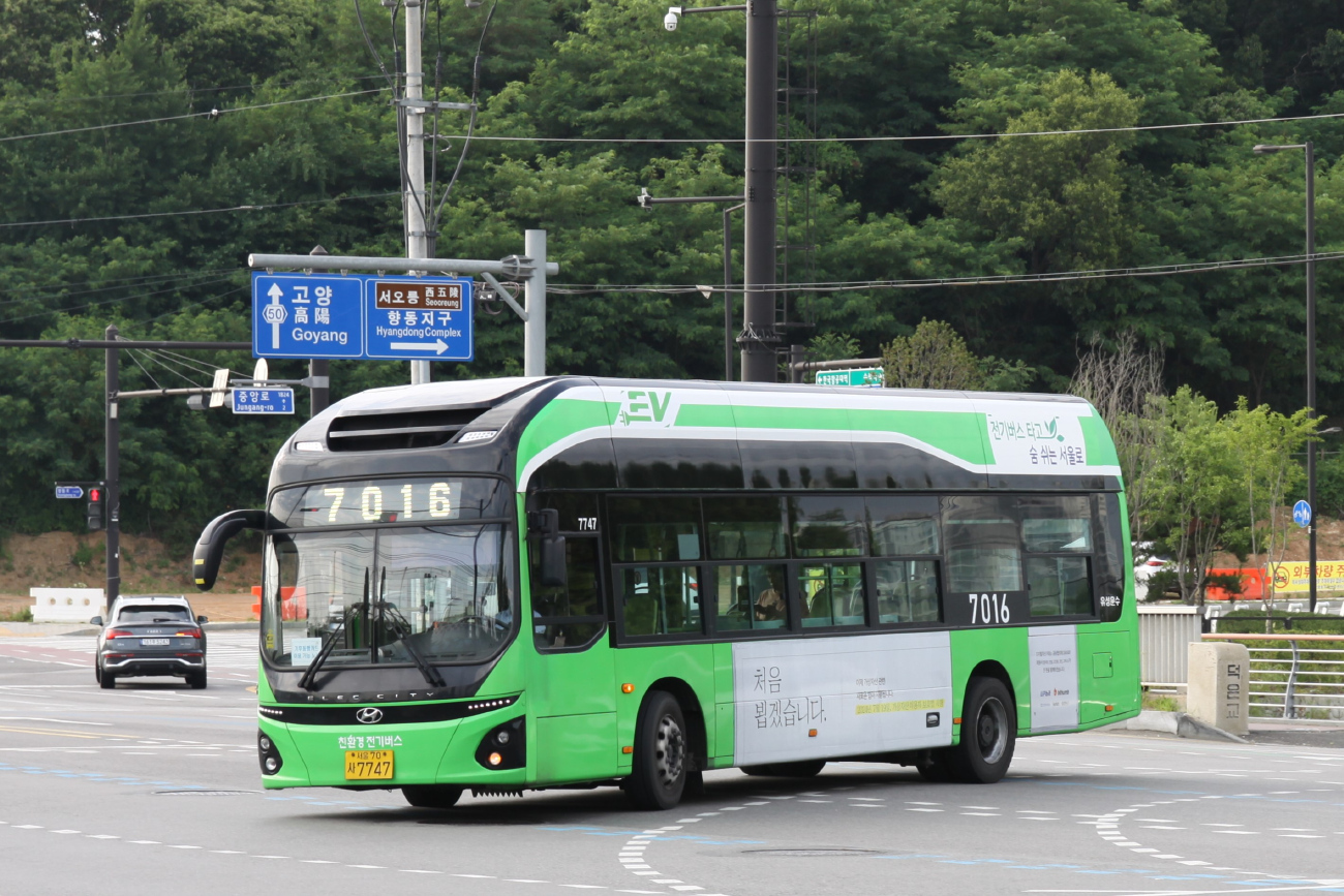 Seoul, Hyundai ELEC CITY EV # 7747