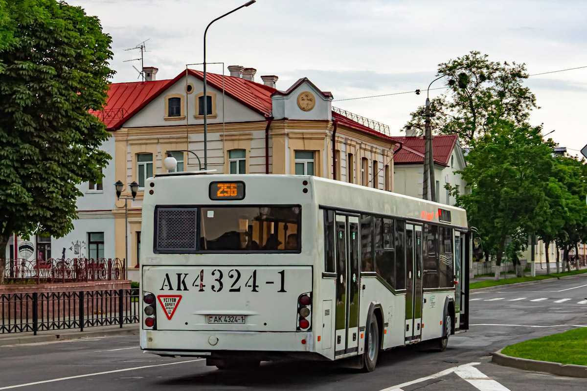 Pinsk, MAZ-103.485 # 25071