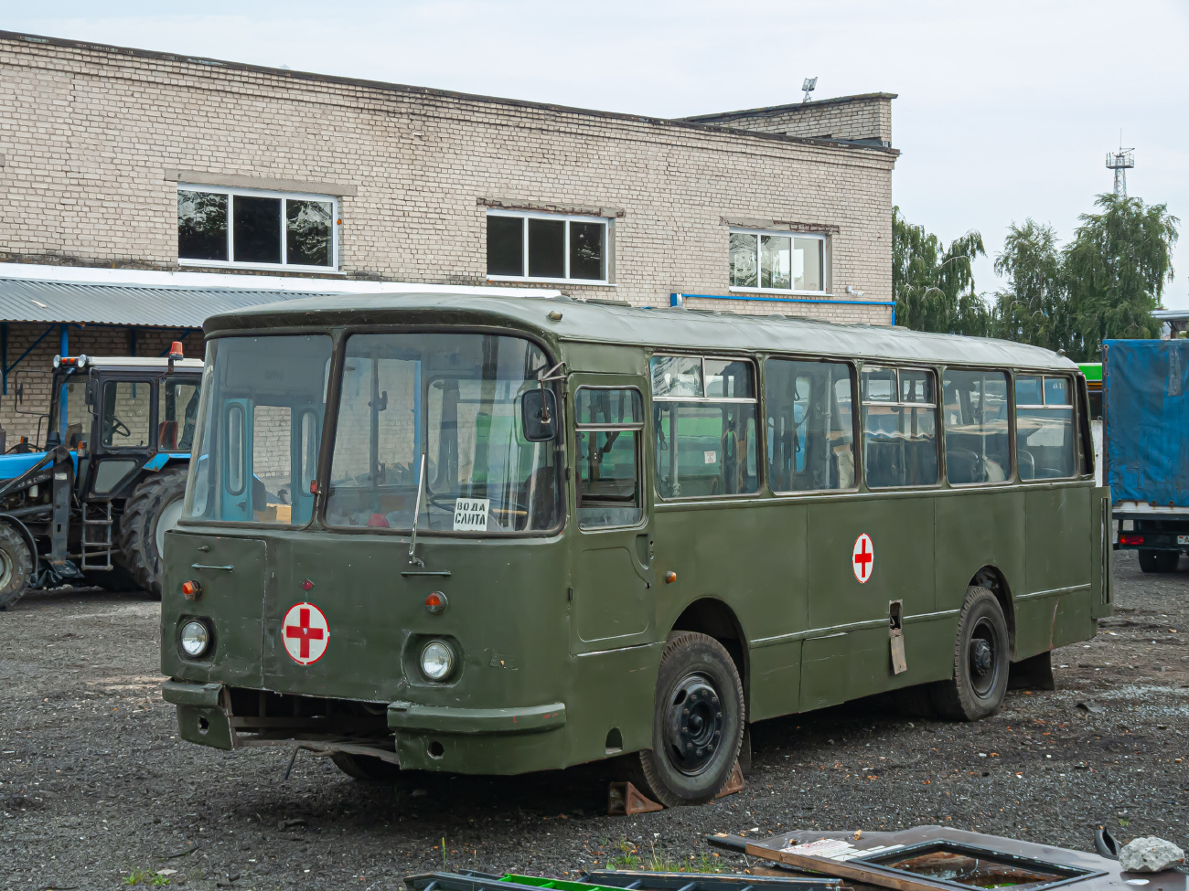 Brest, LAZ-695N # Б/н