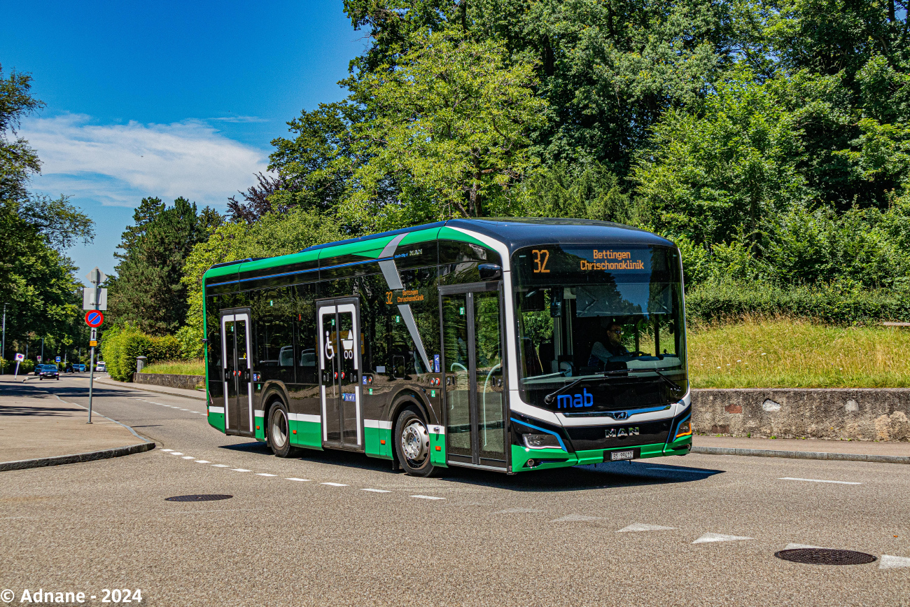 Basel, MAN 10E Lion's City NL326 # 4412