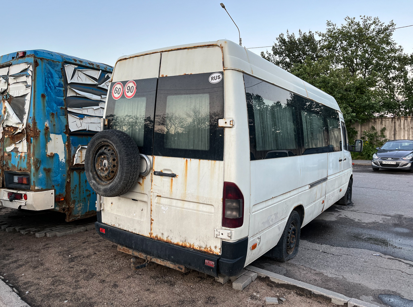 Saint Petersburg — Buses no number